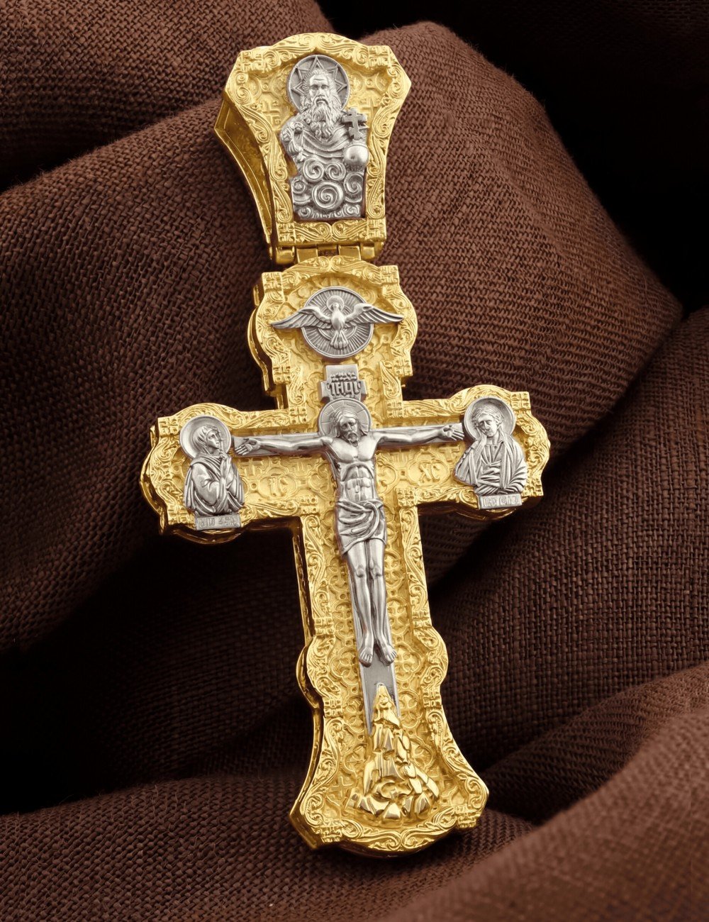 Крест из лимонного золота