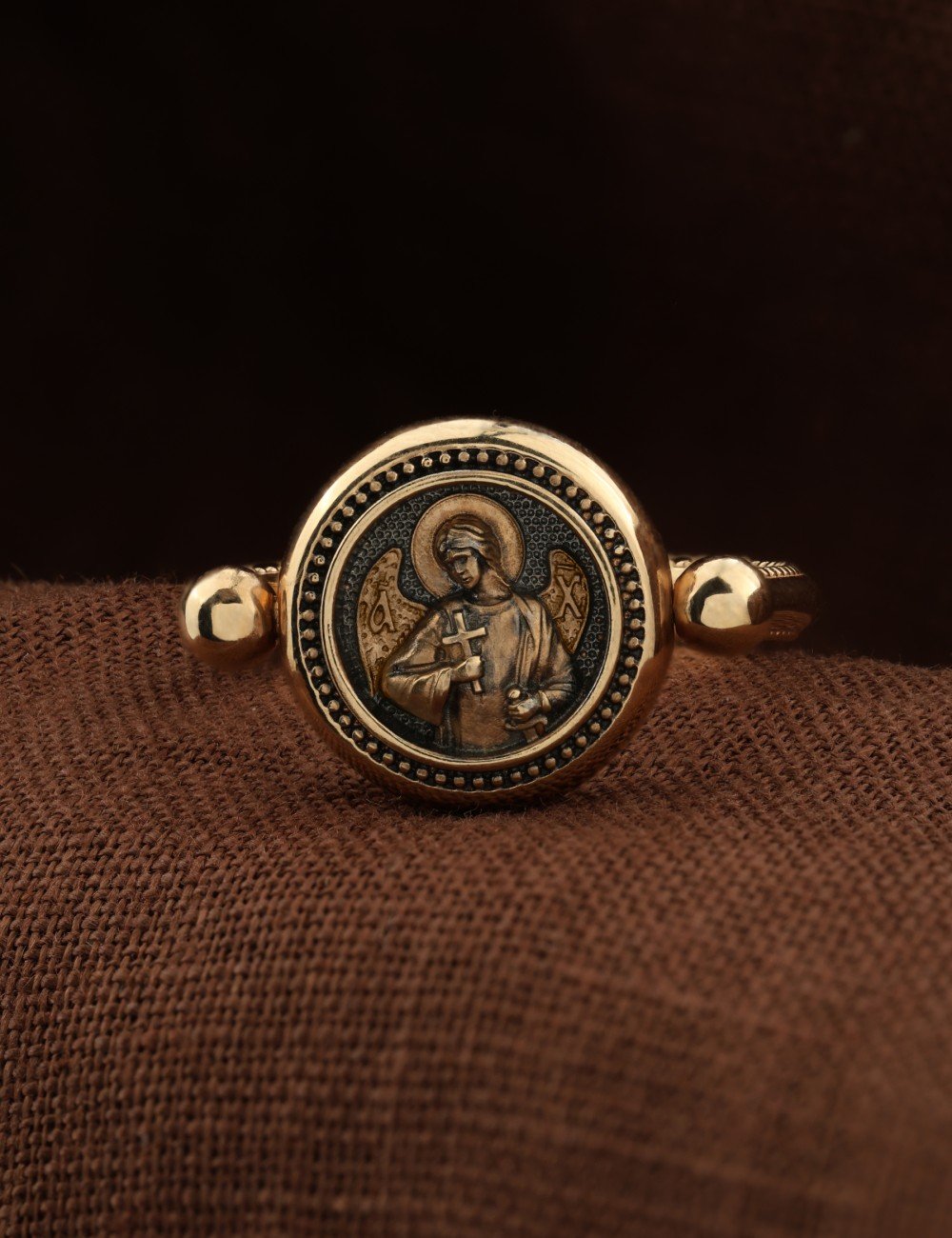 Кольцо из золота