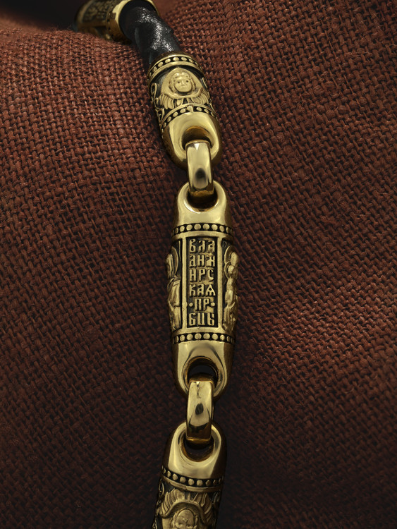 Браслет-шнурок из лимонного золота 585 пробы c кожаным шнурком