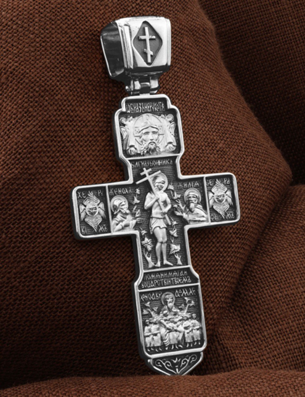 Крест из белого золота