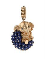 Подвеска из золота c эмалью и лазуритом