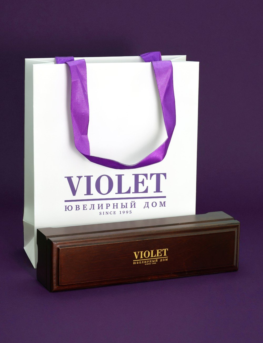 Браслет из золота c лазуритом и перламутром