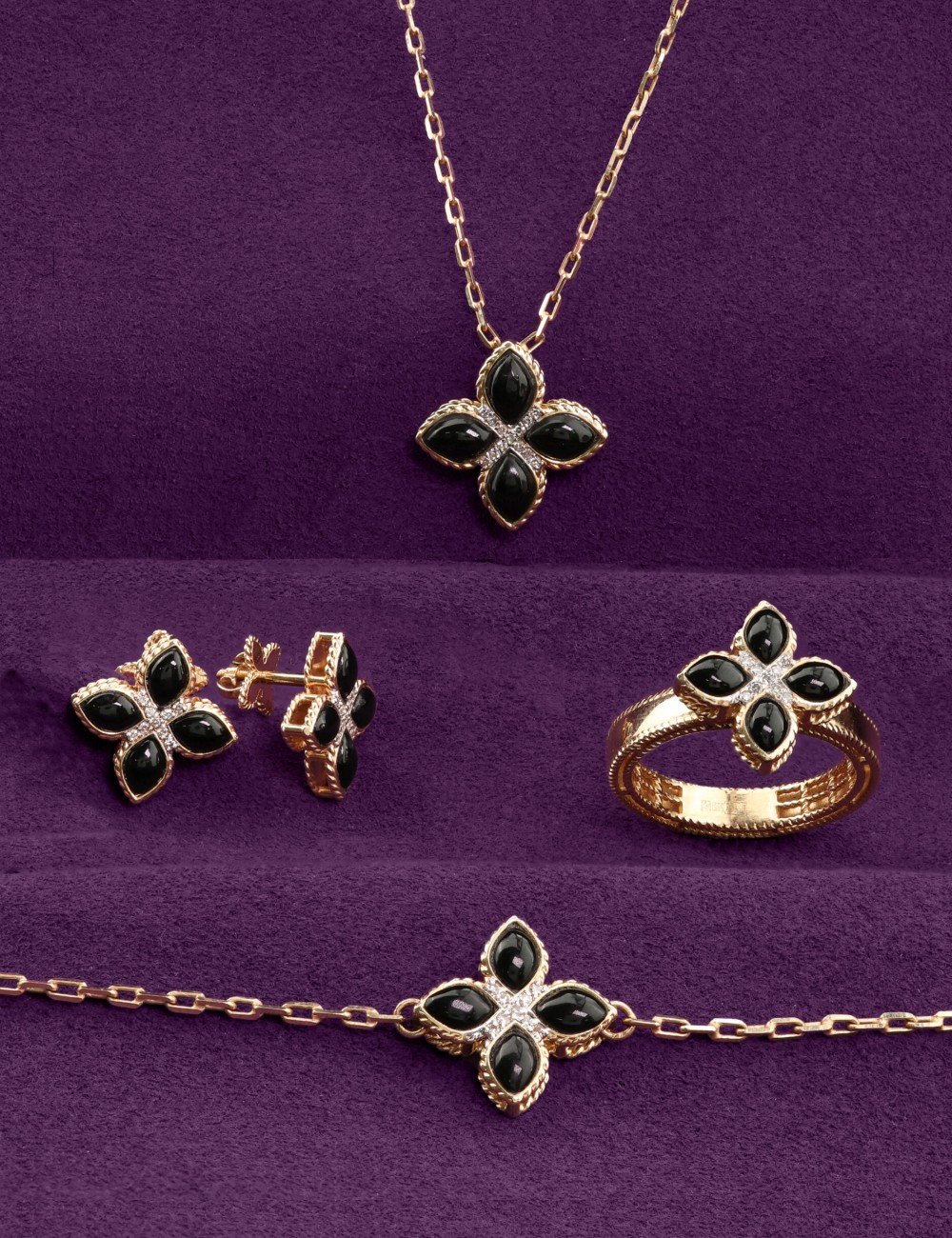 Браслет из золота c бриллиантами и ониксом