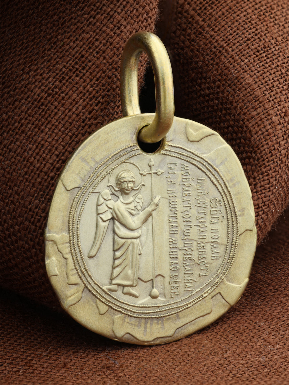 Нательная икона из зелёного золота 585 пробы