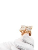 Кольцо из золота c бриллиантами и перламутром