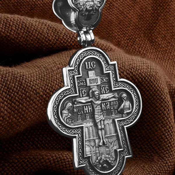 Крест из белого золота 585 пробы