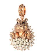 Подвеска из золота c эмалью и жемчугом