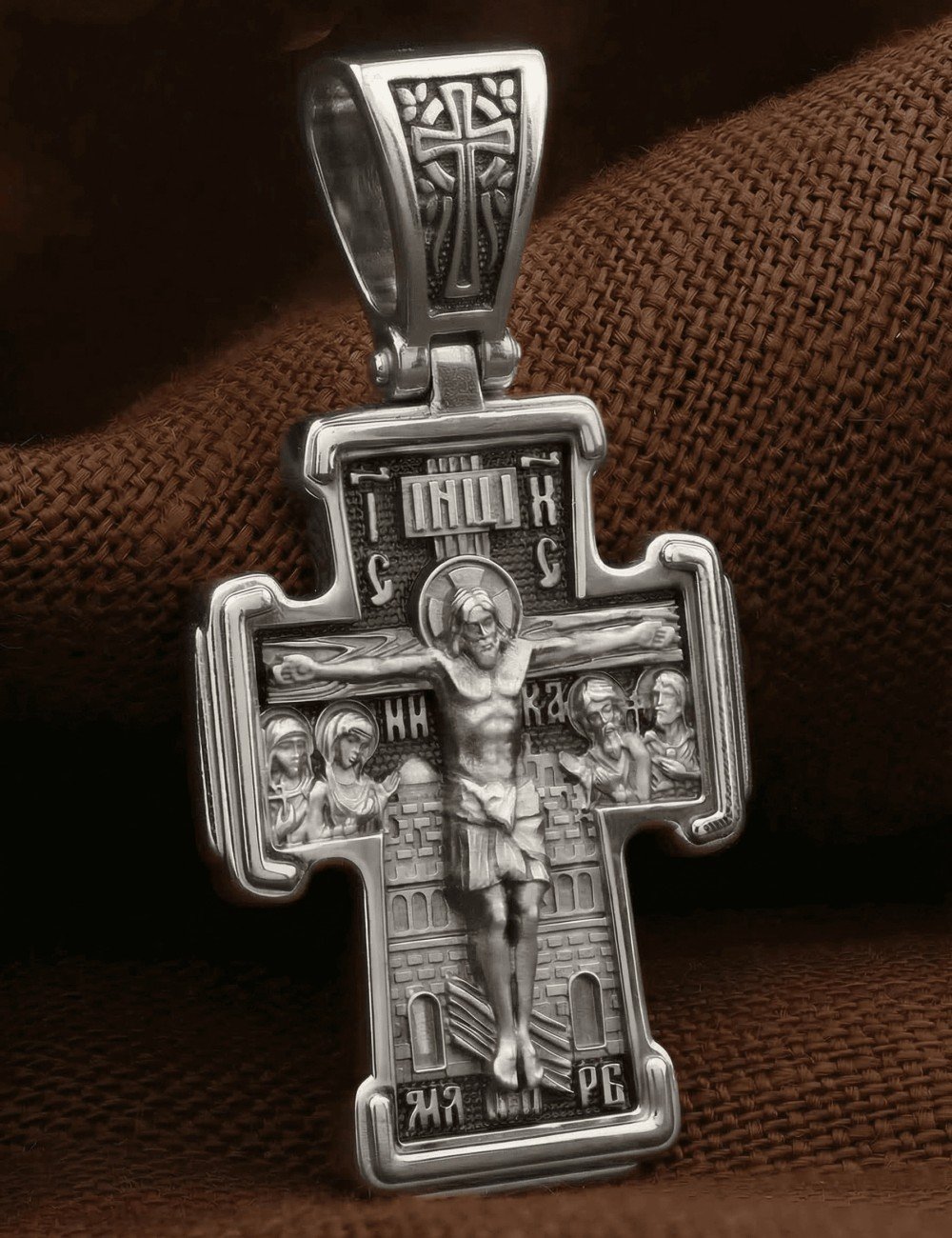 Крест из белого золота