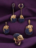 Подвеска из золота c эмалью и лазуритом