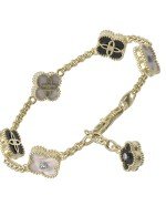 Браслет из лимонного золота c бриллиантами, ониксом и перламутром