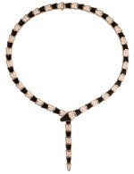 Колье из золота c бриллиантами и ониксом