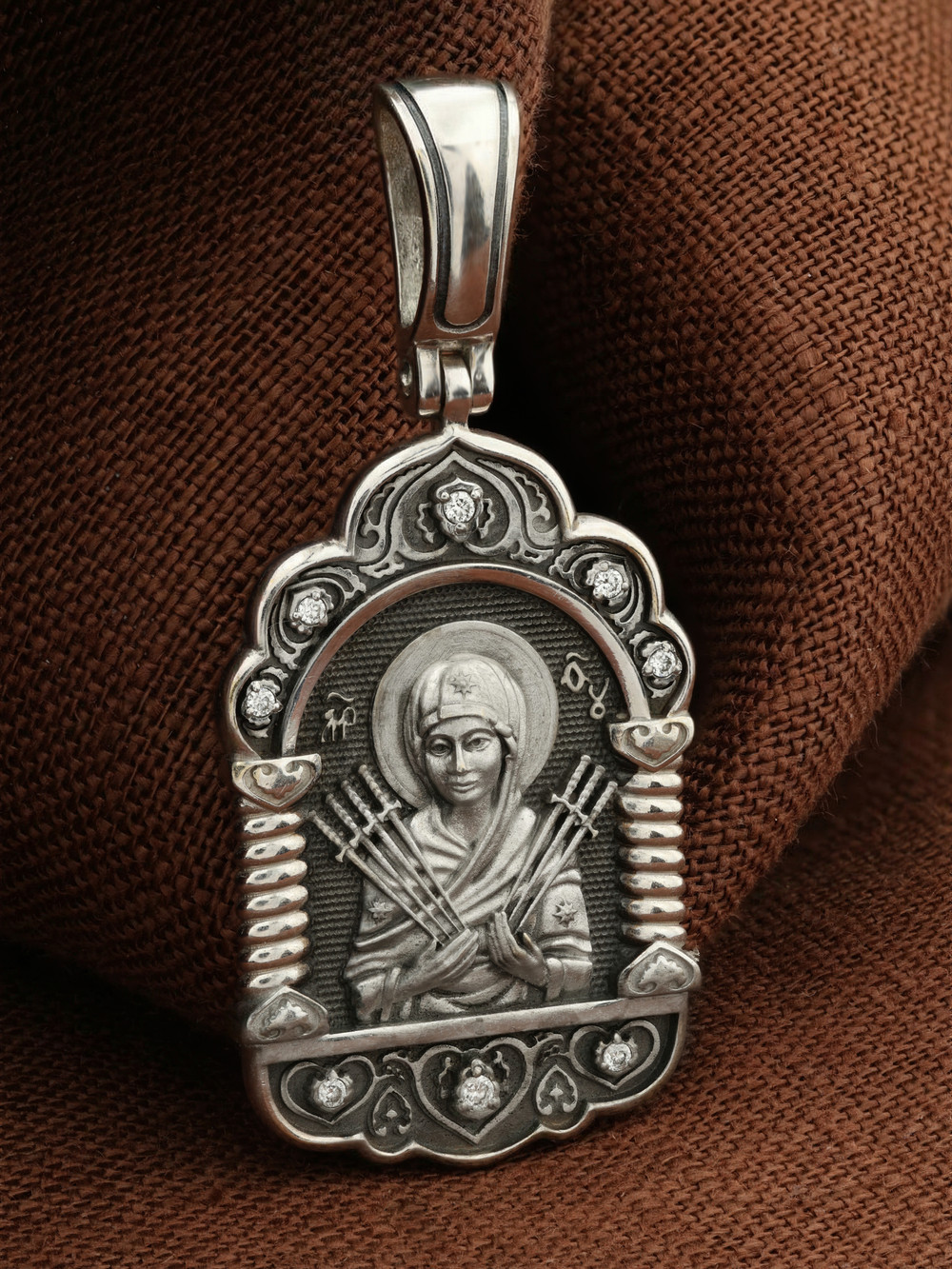 Нательная икона из белого золота 585 пробы c бриллиантами