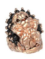 Кольцо из золота c эмалью и ониксом