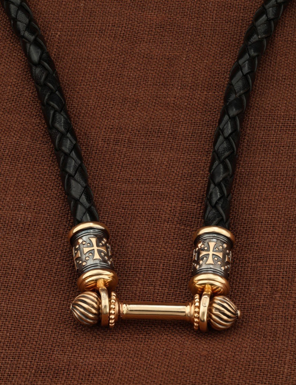 Гайтан из золота c кожаным шнурком