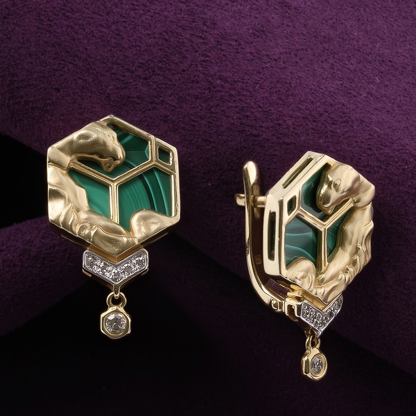 Серьги из лимонного золота 585 пробы c бриллиантами и малахитом