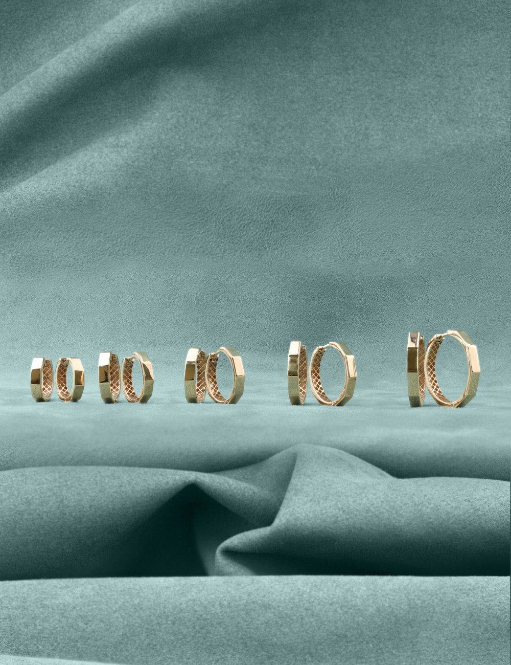 Серьги из золота