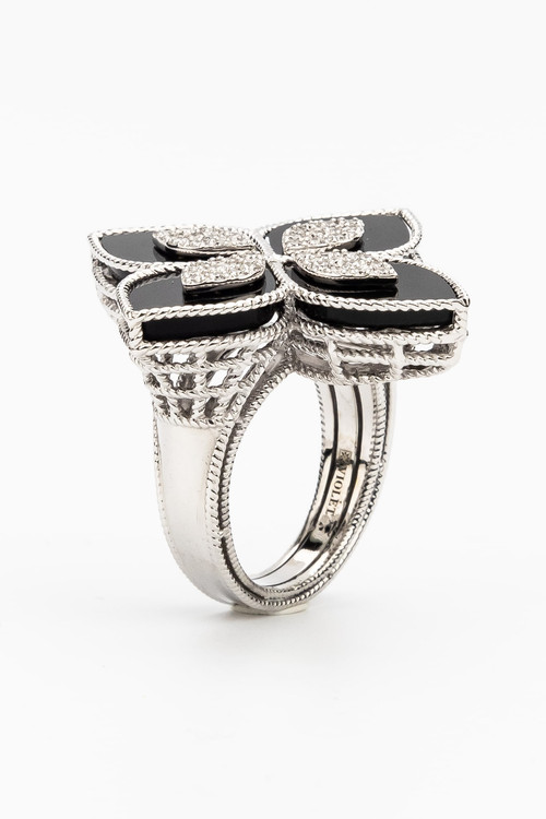 Кольцо из белого золота 585 пробы c бриллиантами и ониксом