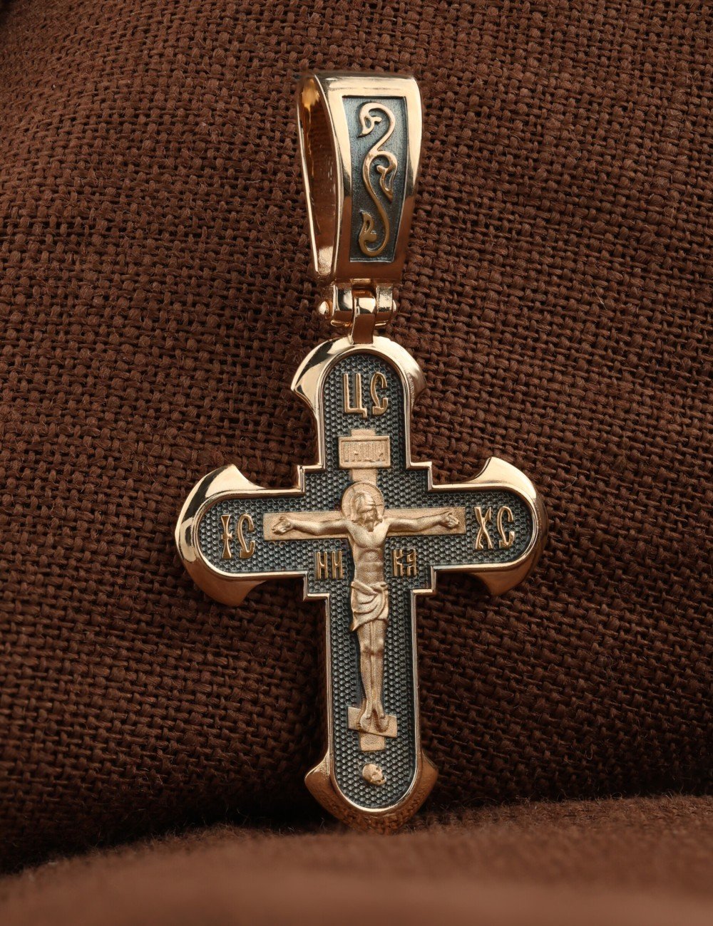 Крест из золота