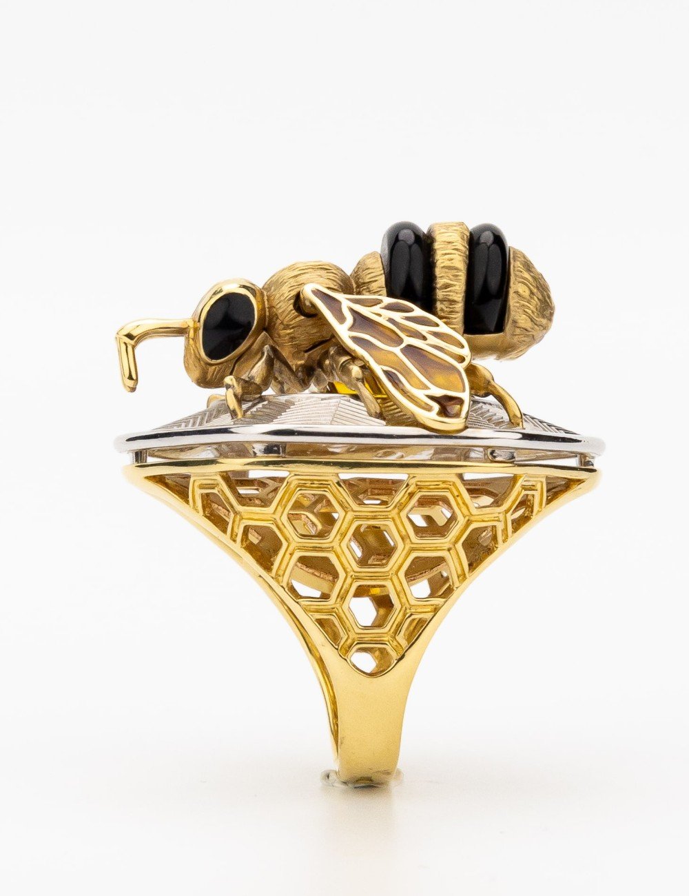 Кольцо из лимонного золота c эмалью, ониксом и эмалью