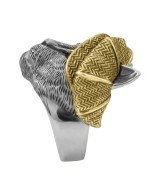 Кольцо из белого золота c эмалью