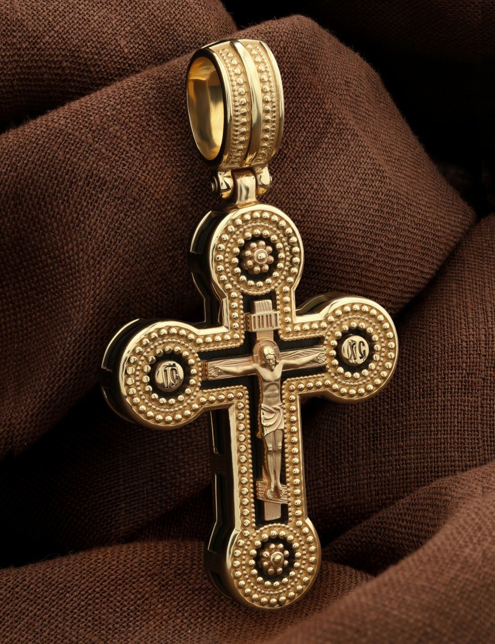 Крест из лимонного золота c эбеновым деревом