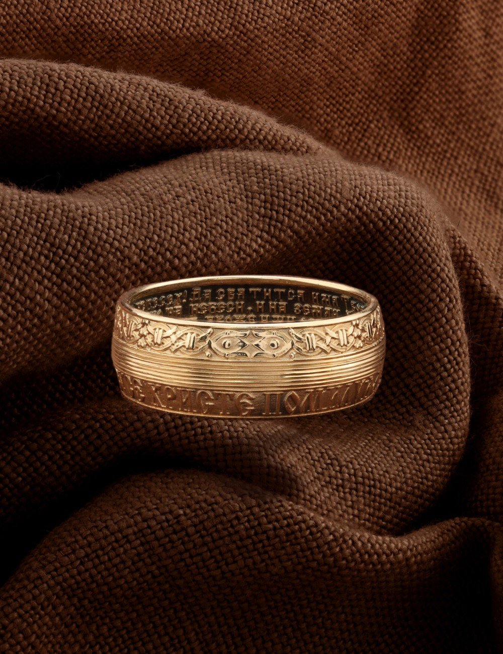 Кольцо из золота