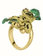 Кольцо из лимонного золота c эмалью и изумрудом