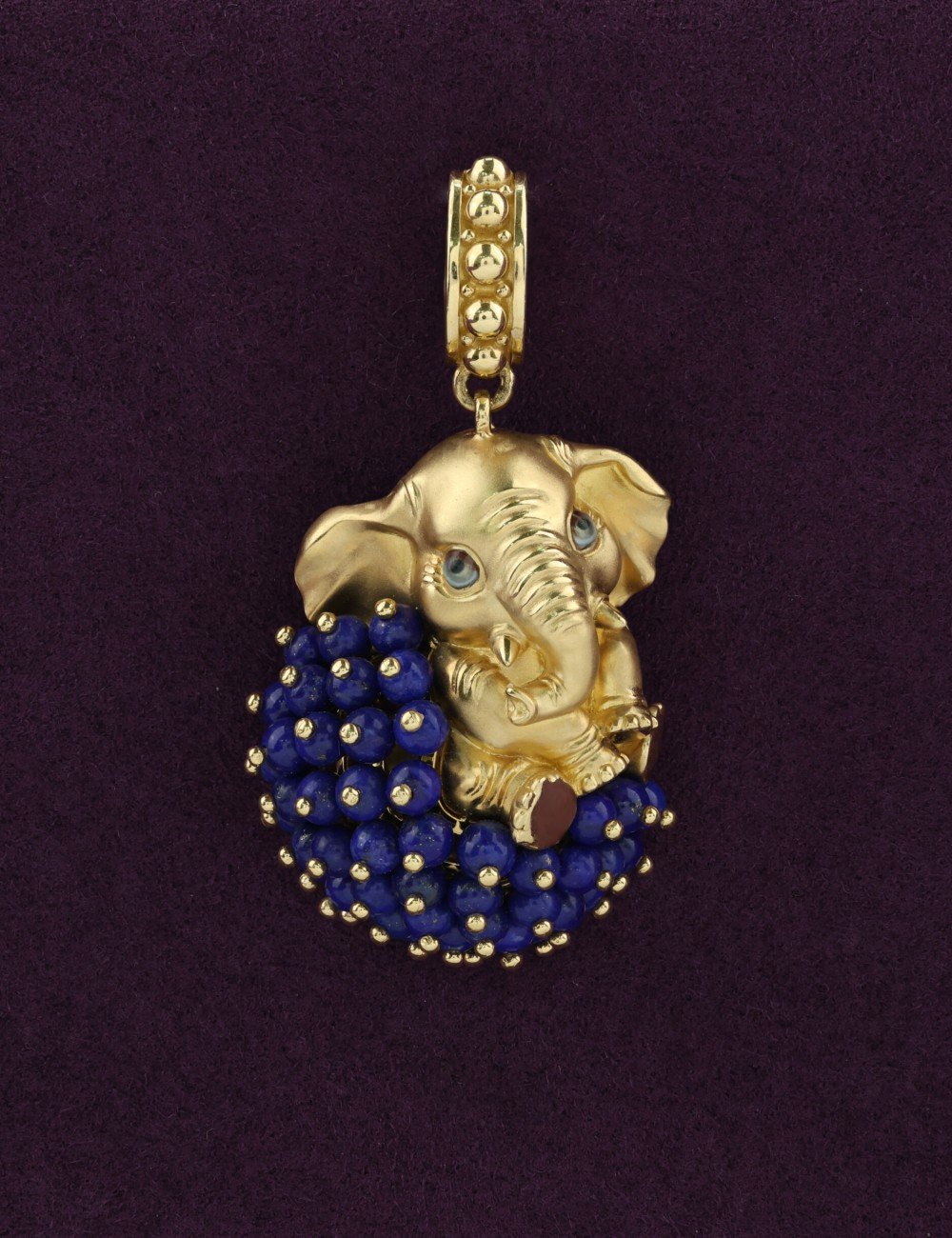 Подвеска из лимонного золота c эмалью и лазуритом