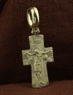 Крест из зелёного золота