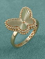 Кольцо из золота c рубином