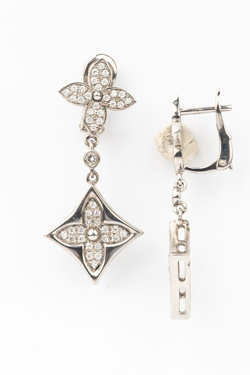 Серьги из белого золота 585 пробы c бриллиантами