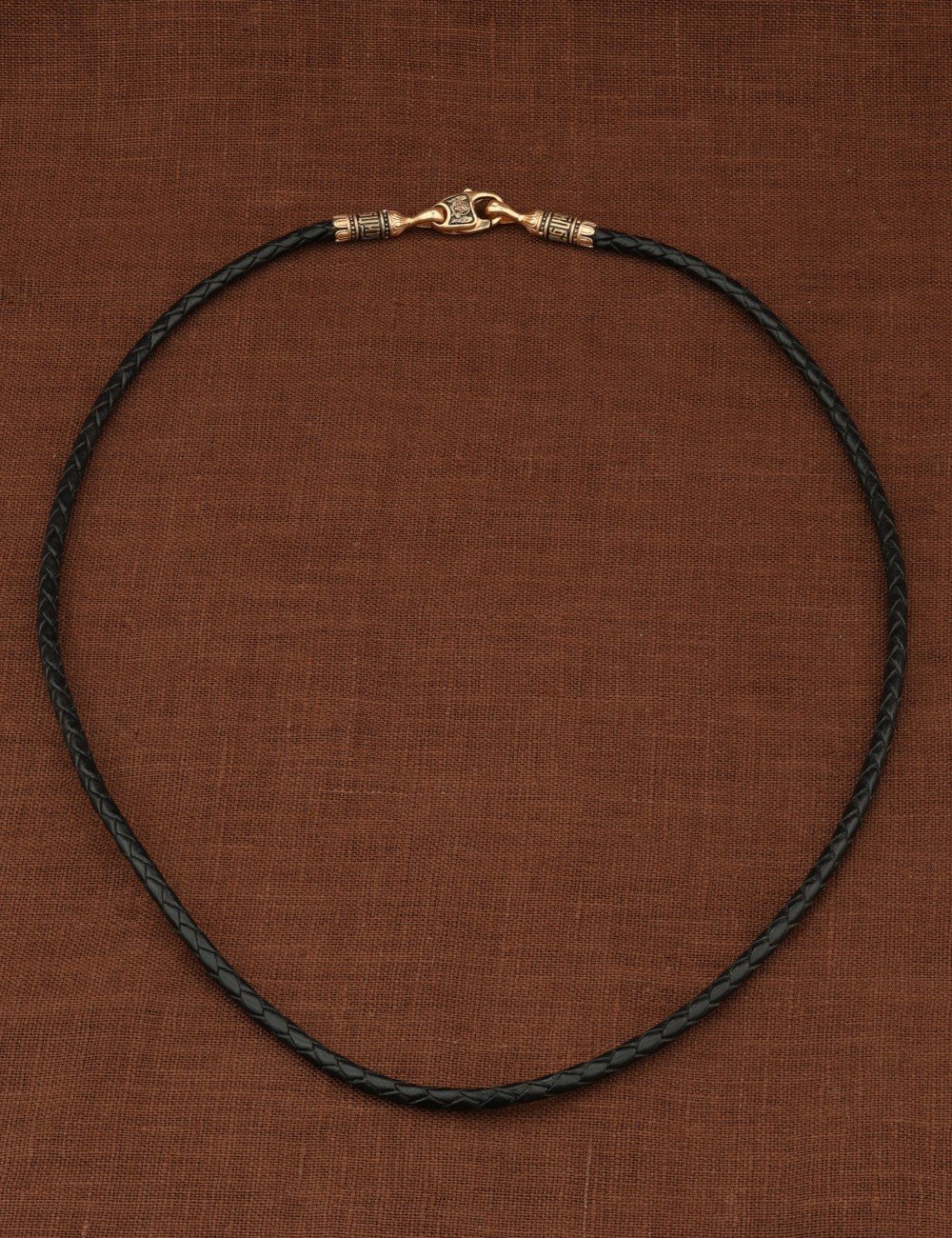 Гайтан из золота c кожаным шнурком