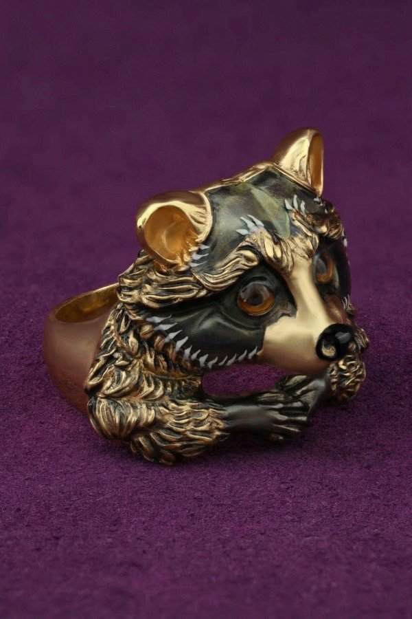 Кольцо из лимонного золота c эмалью