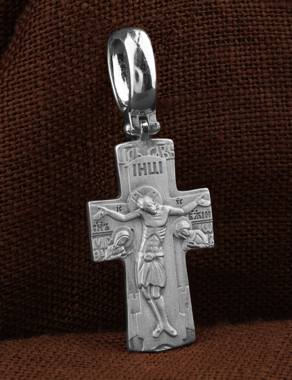 Крест из белого золота