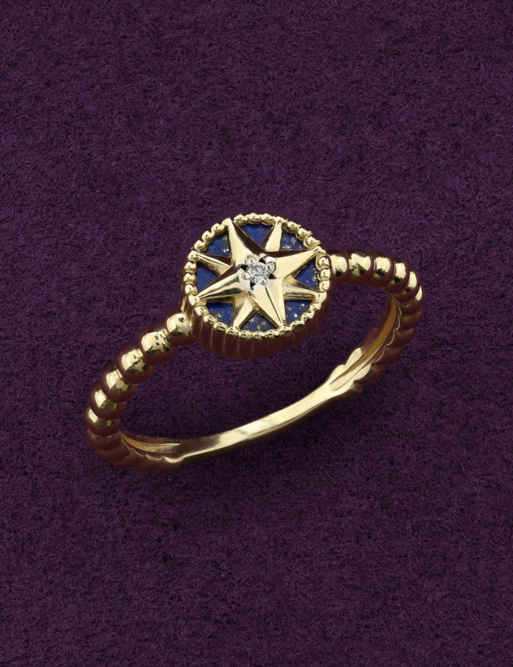 Кольцо из лимонного золота c бриллиантами и лазуритом