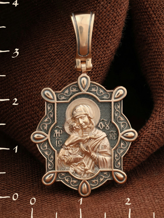 Нательная икона из красного золота 585 пробы