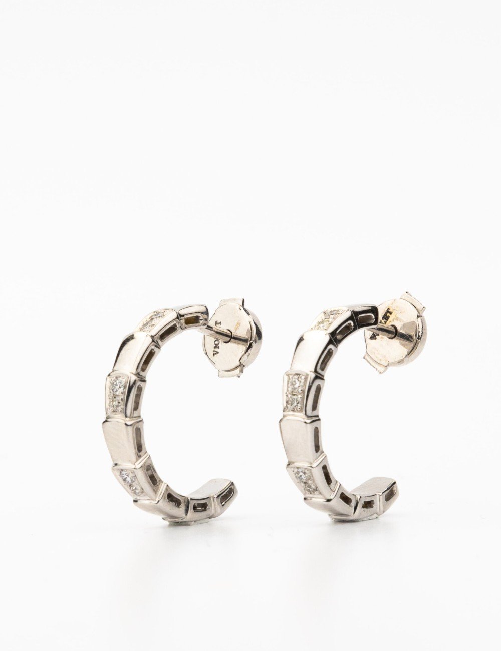 Серьги из белого золота c бриллиантами