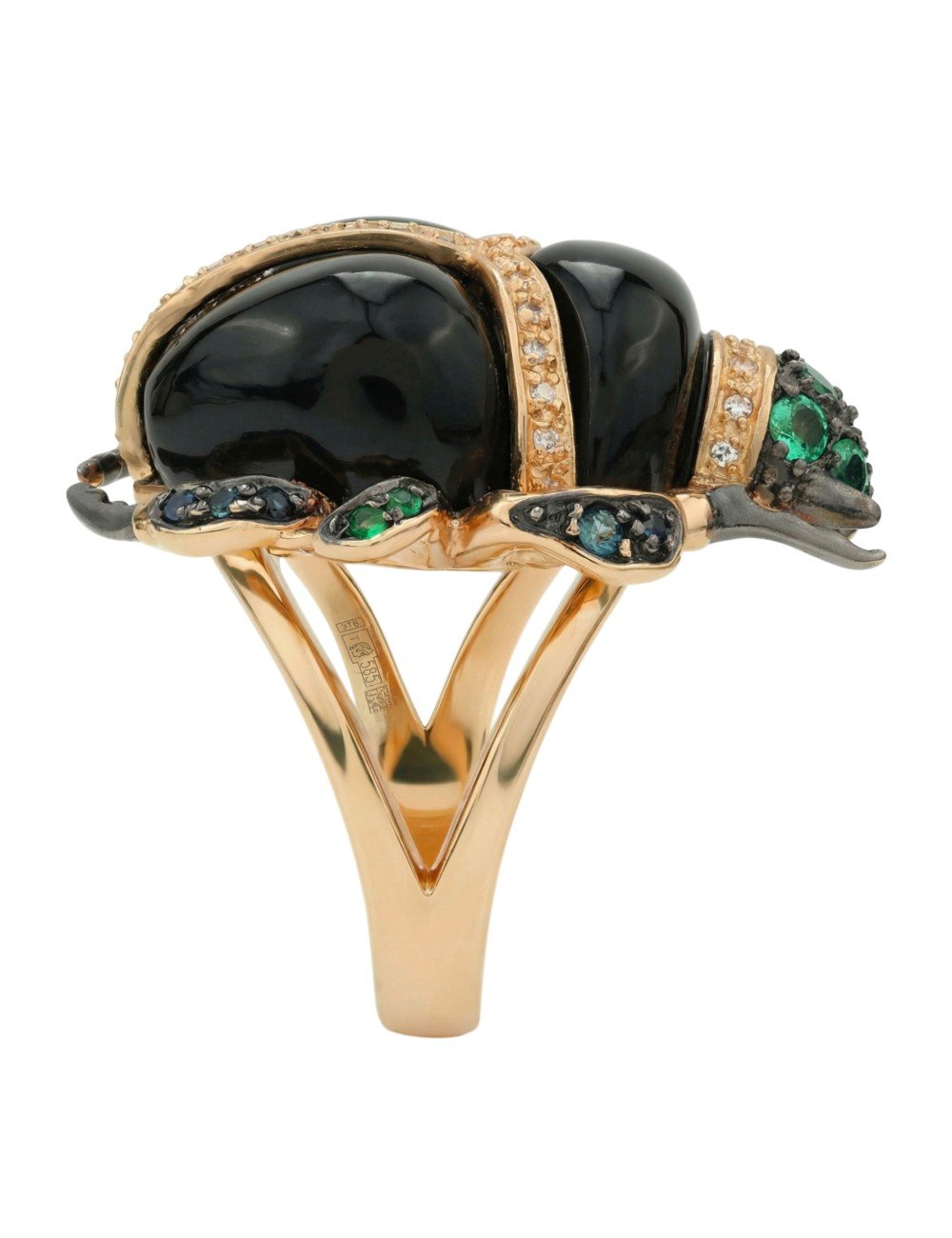 Кольцо из золота c бриллиантами, сапфиром, изумрудом и ониксом