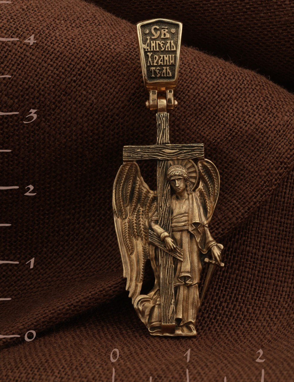 Крест из золота