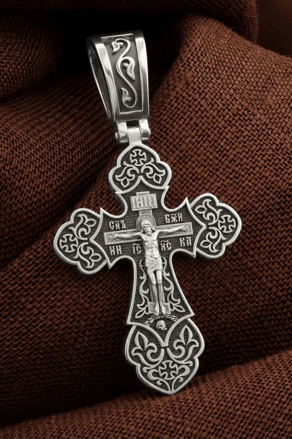Крест из белого золота