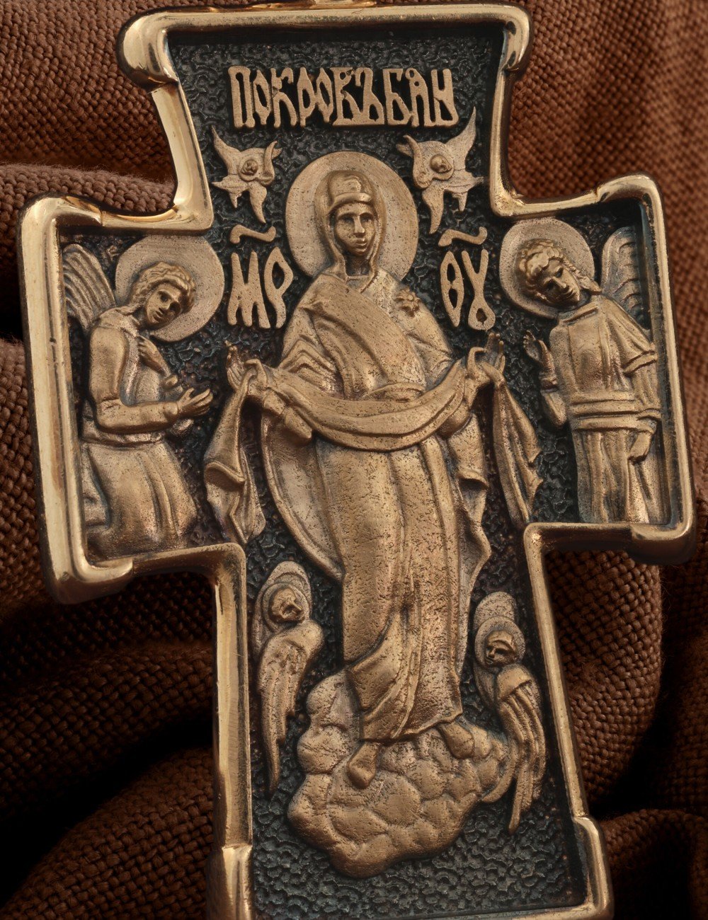 Крест из золота