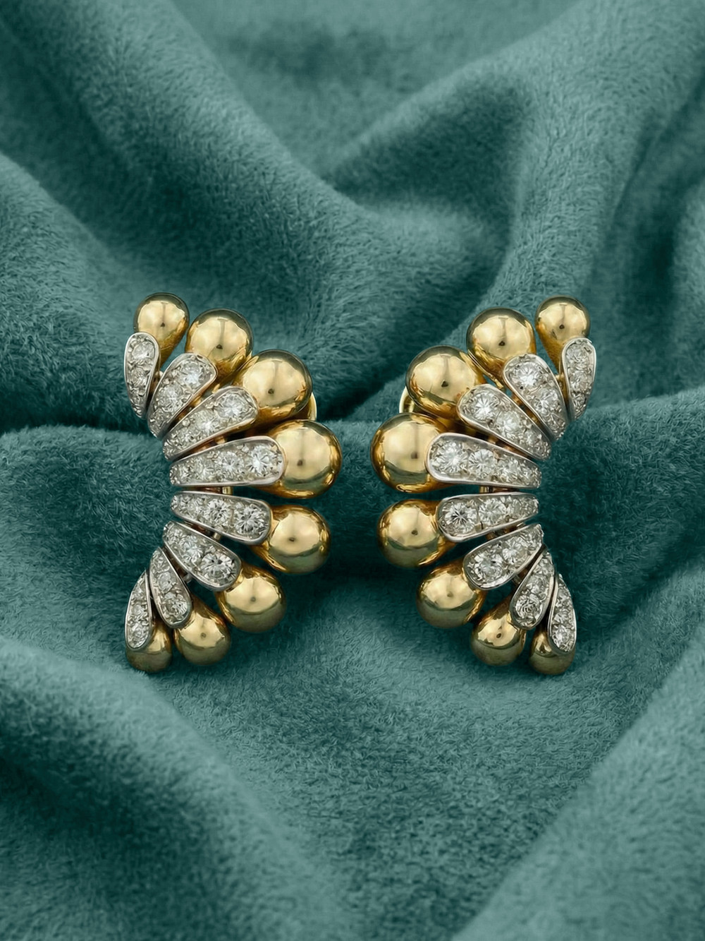 Серьги из лимонного золота 585 пробы c бриллиантами