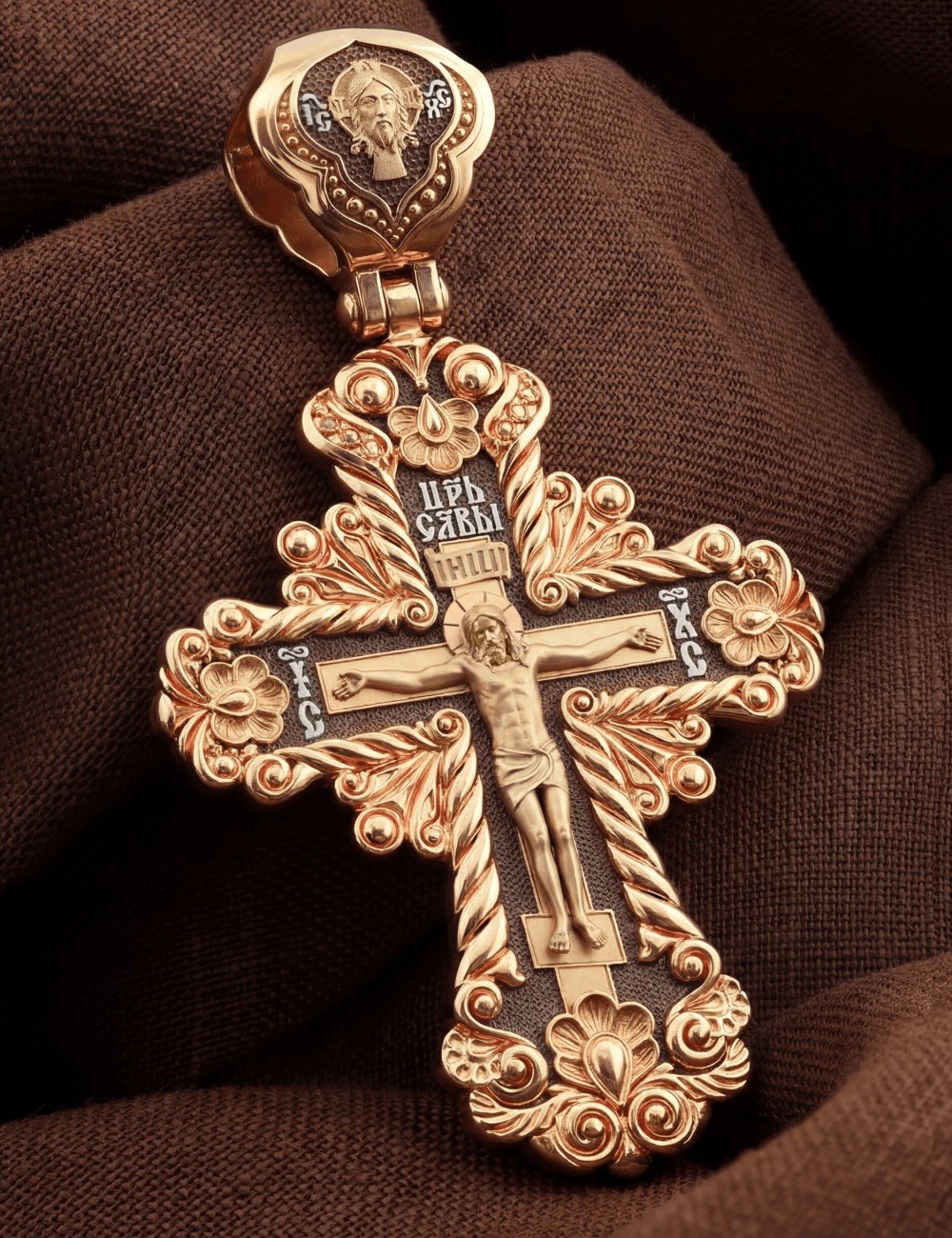 Крест из золота