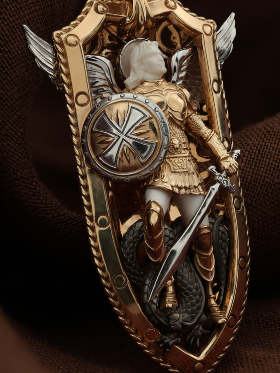 Нательная икона из красного золота 585 пробы c эмалью и бивнем мамонта