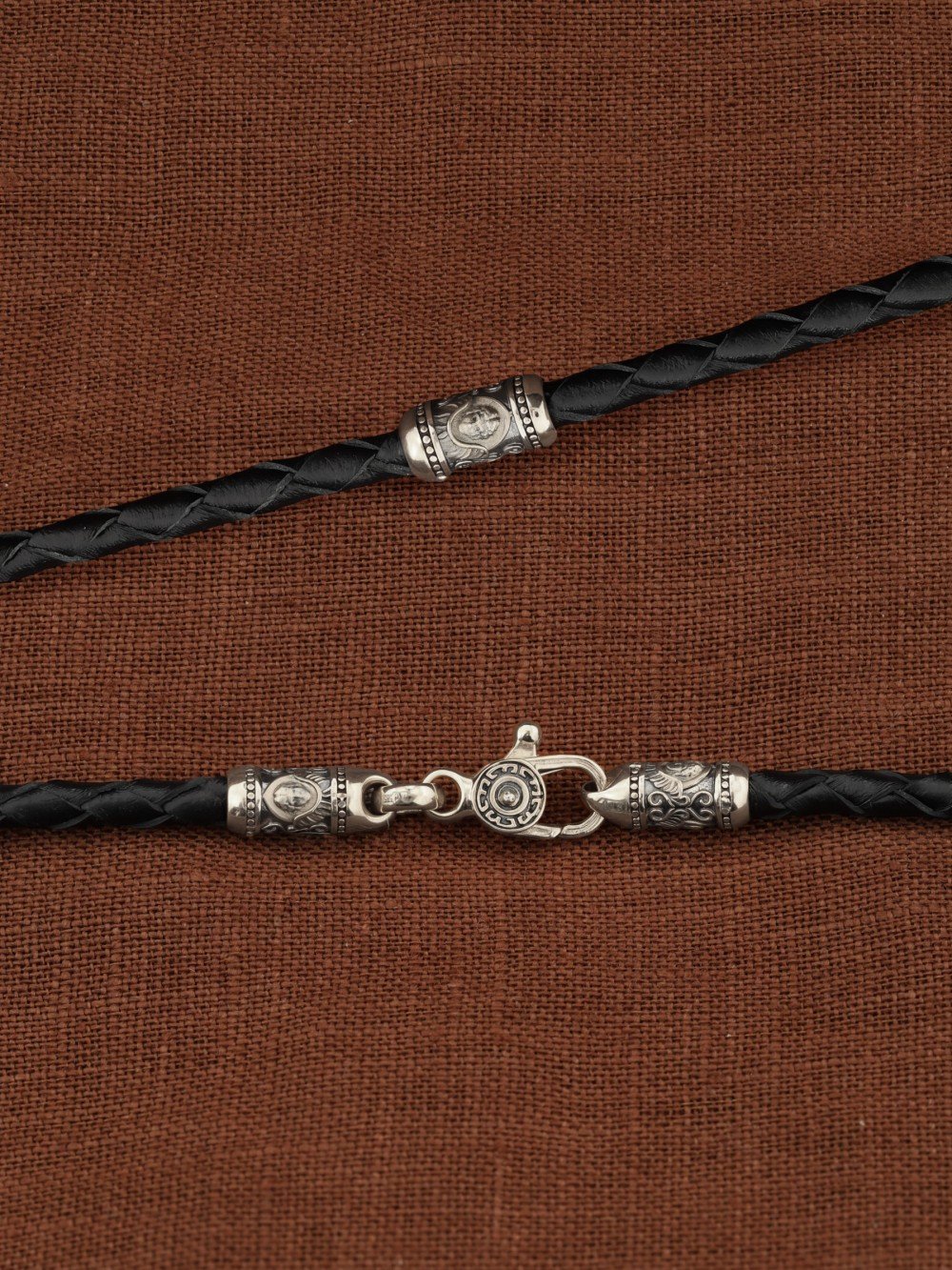 Гайтан из белого золота