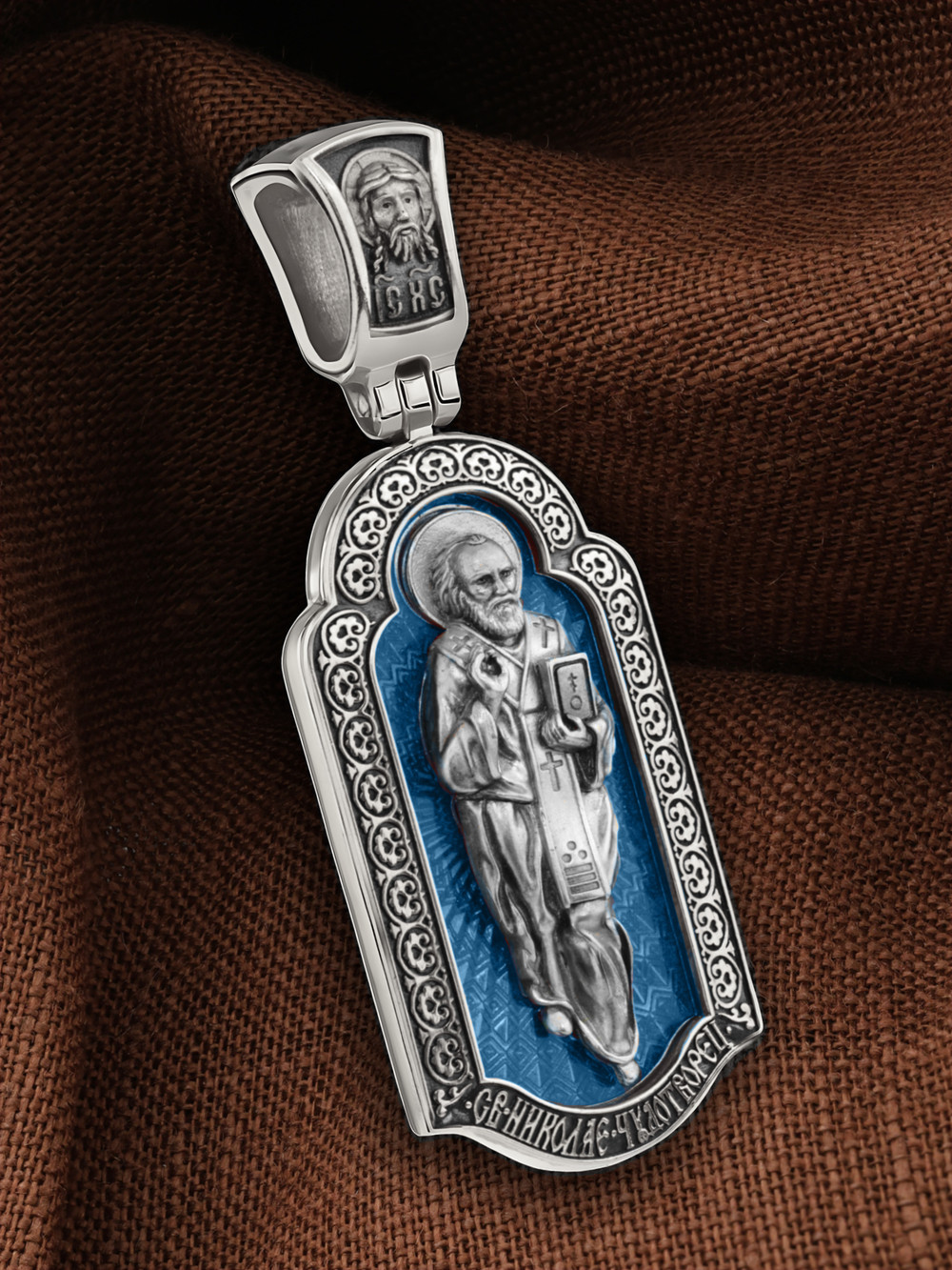 Нательная икона из белого золота 585 пробы c эмалью