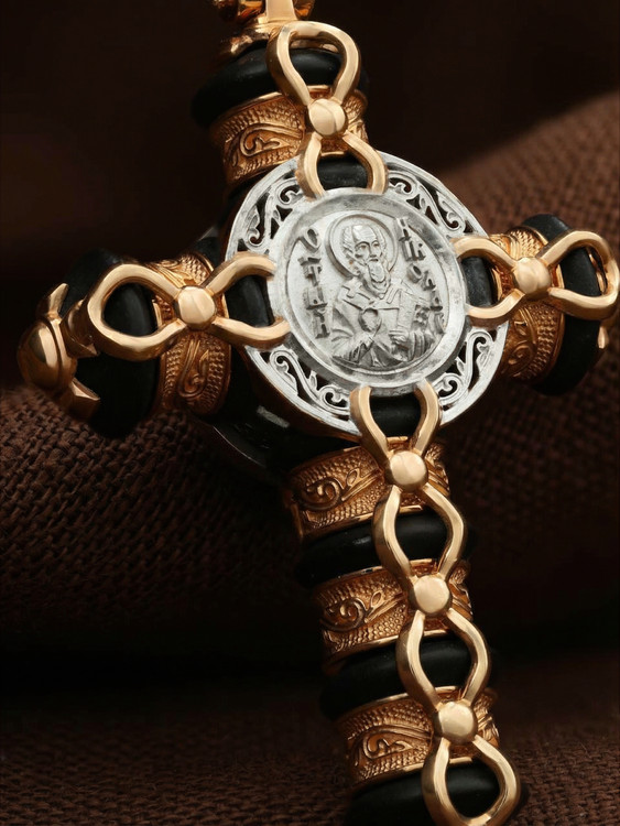 Крест из красного золота 585 пробы c ониксом