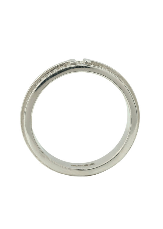 Кольцо из белого золота 585 пробы c бриллиантами