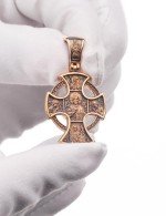 Крест из золота