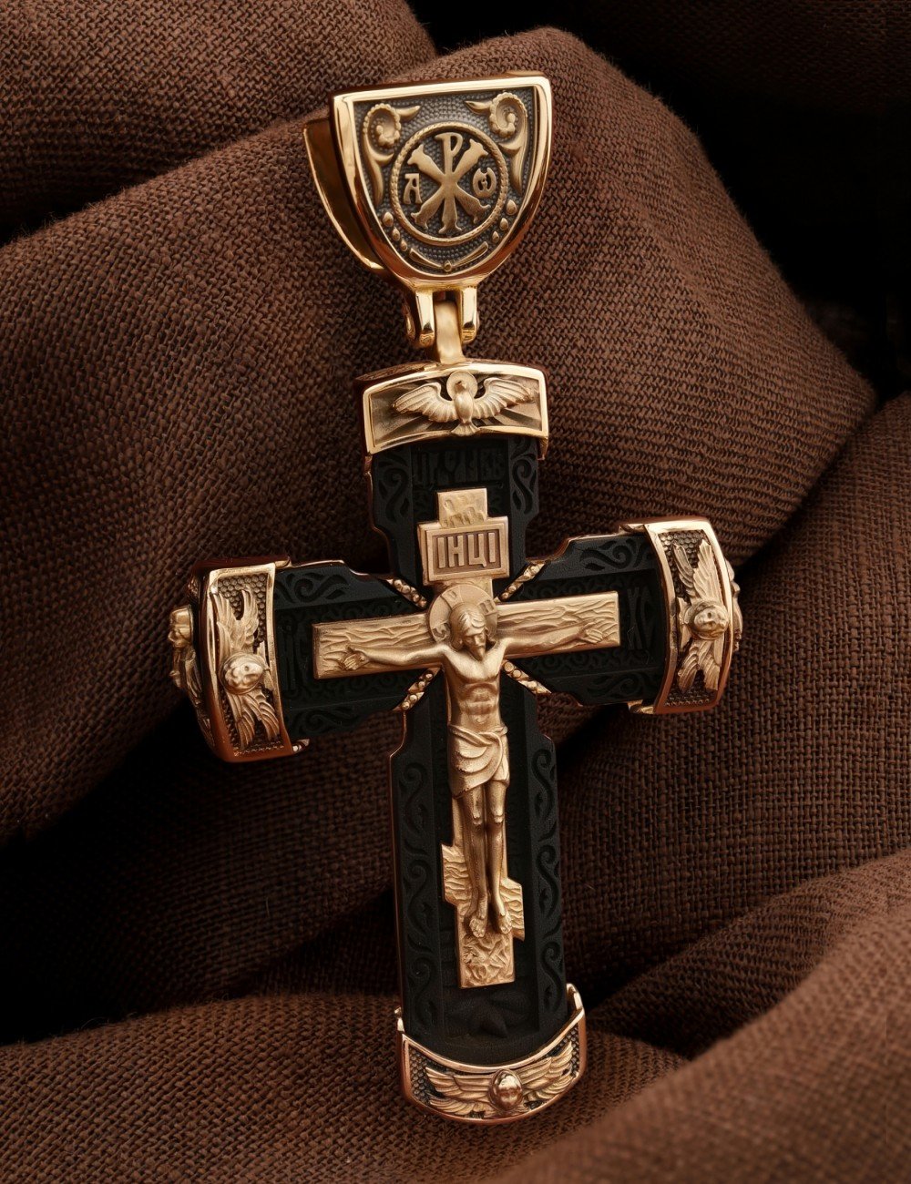Крест из золота c эбеновым деревом